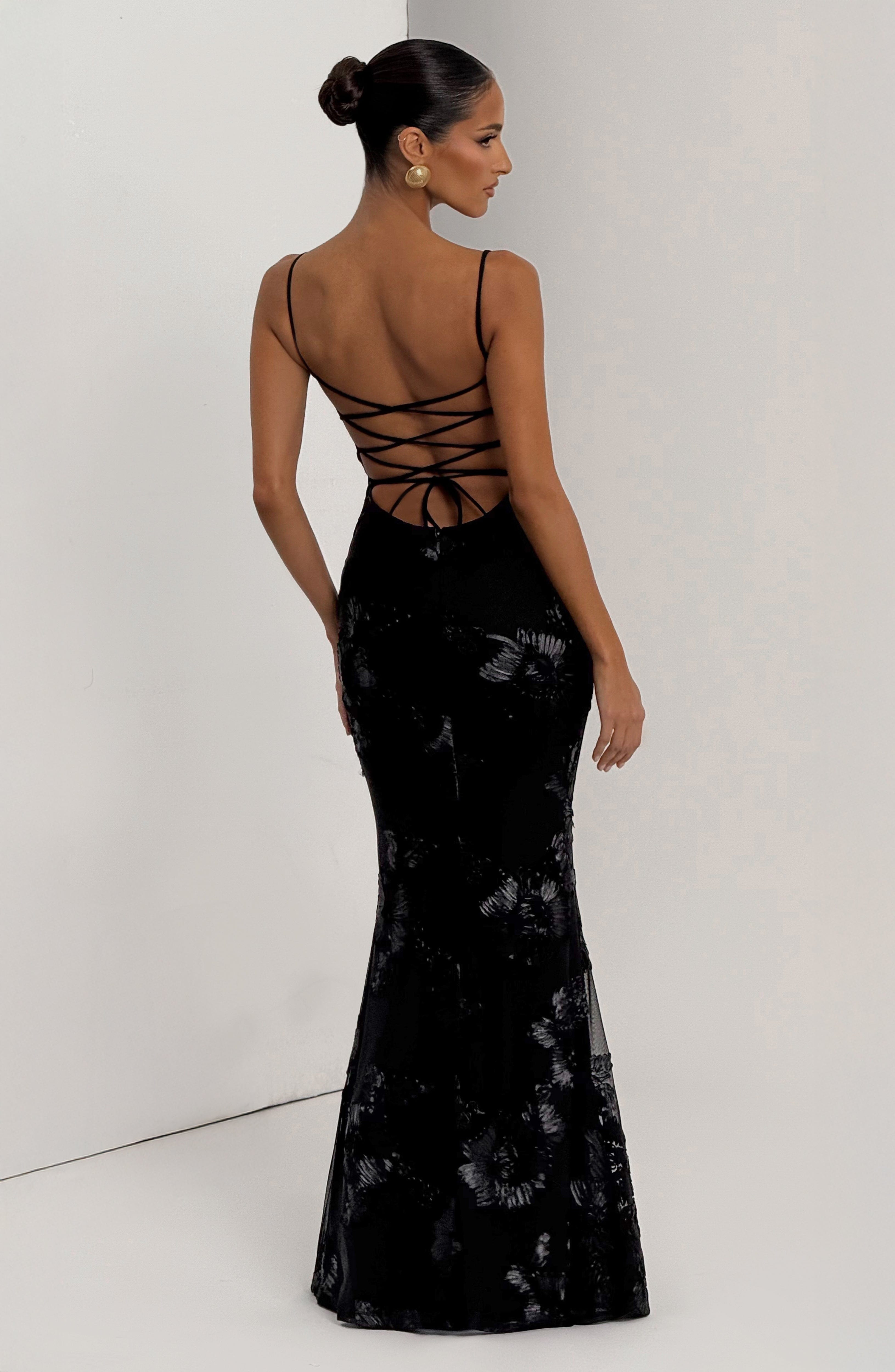 Abito maxi Mirelle nero Bella di Roma – vista laterale