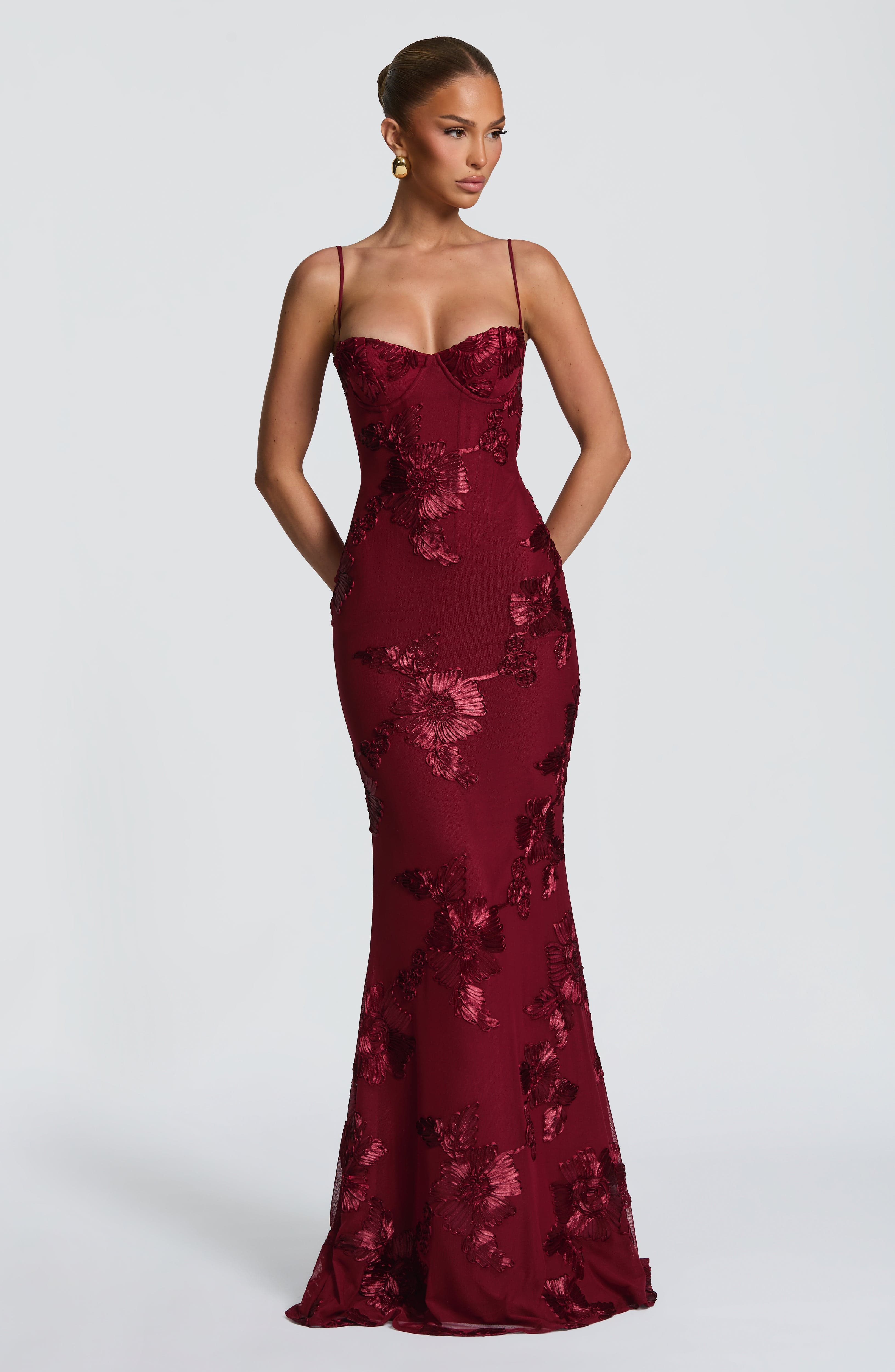 Abito maxi Mirelle rosso bordeaux Bella di Roma – vista frontale