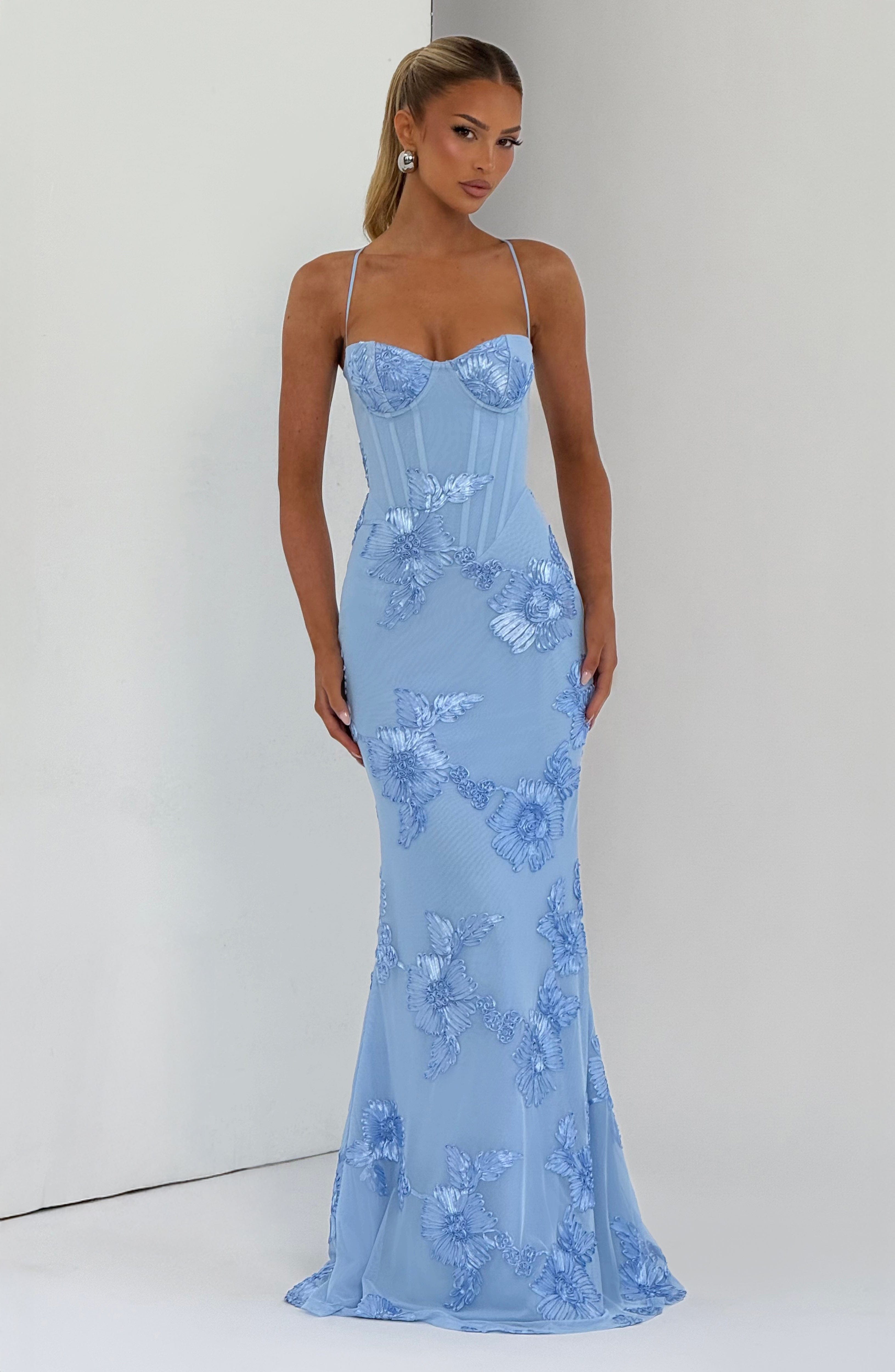 Abito maxi Mirelle blu ghiaccio Bella di Roma – look serata elegante