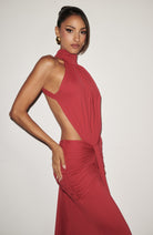Abito maxi Josephine collo alto rosso Bella di Roma – silhouette femminile